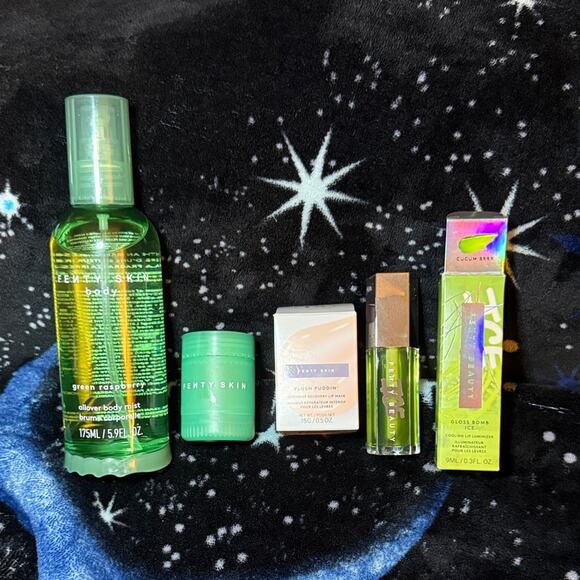 Fenty Beauty Other - Fenty Skin & Beauty Green Skincare + Gloss Set